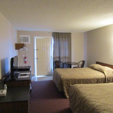 Airways Motel Cold Lake Экстерьер фото